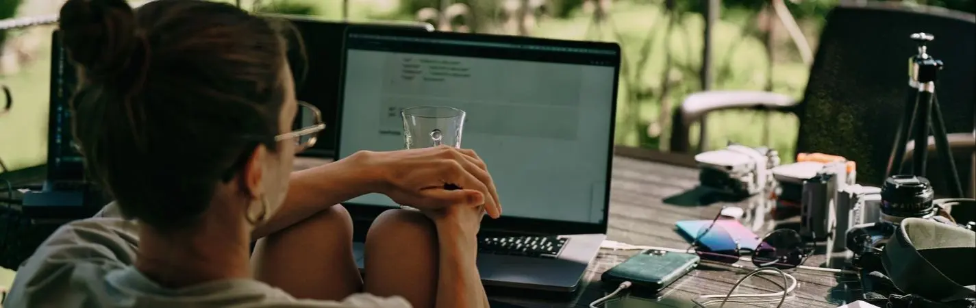 13 Secret Digital Nomad Budget Setup Hacks Abroad